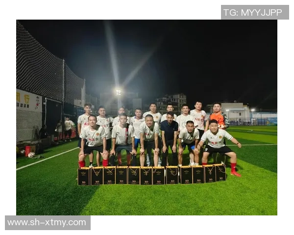 足球球星摆件车载装饰品 让爱车瞬间焕发活力与魅力